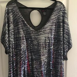 Plus Size sequined blouse